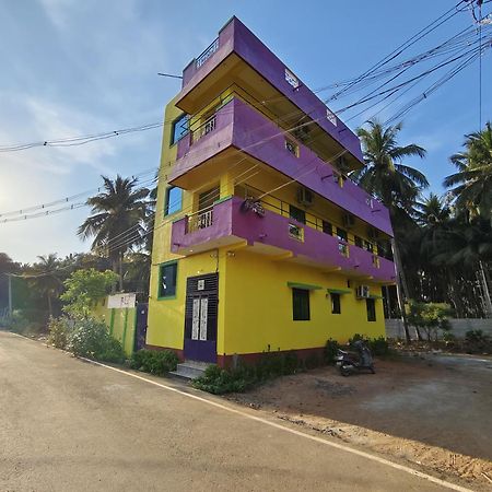 Gratitude Inn, Near Serenity Beach بونديتْشيري المظهر الخارجي الصورة