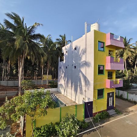 Gratitude Inn, Near Serenity Beach بونديتْشيري المظهر الخارجي الصورة