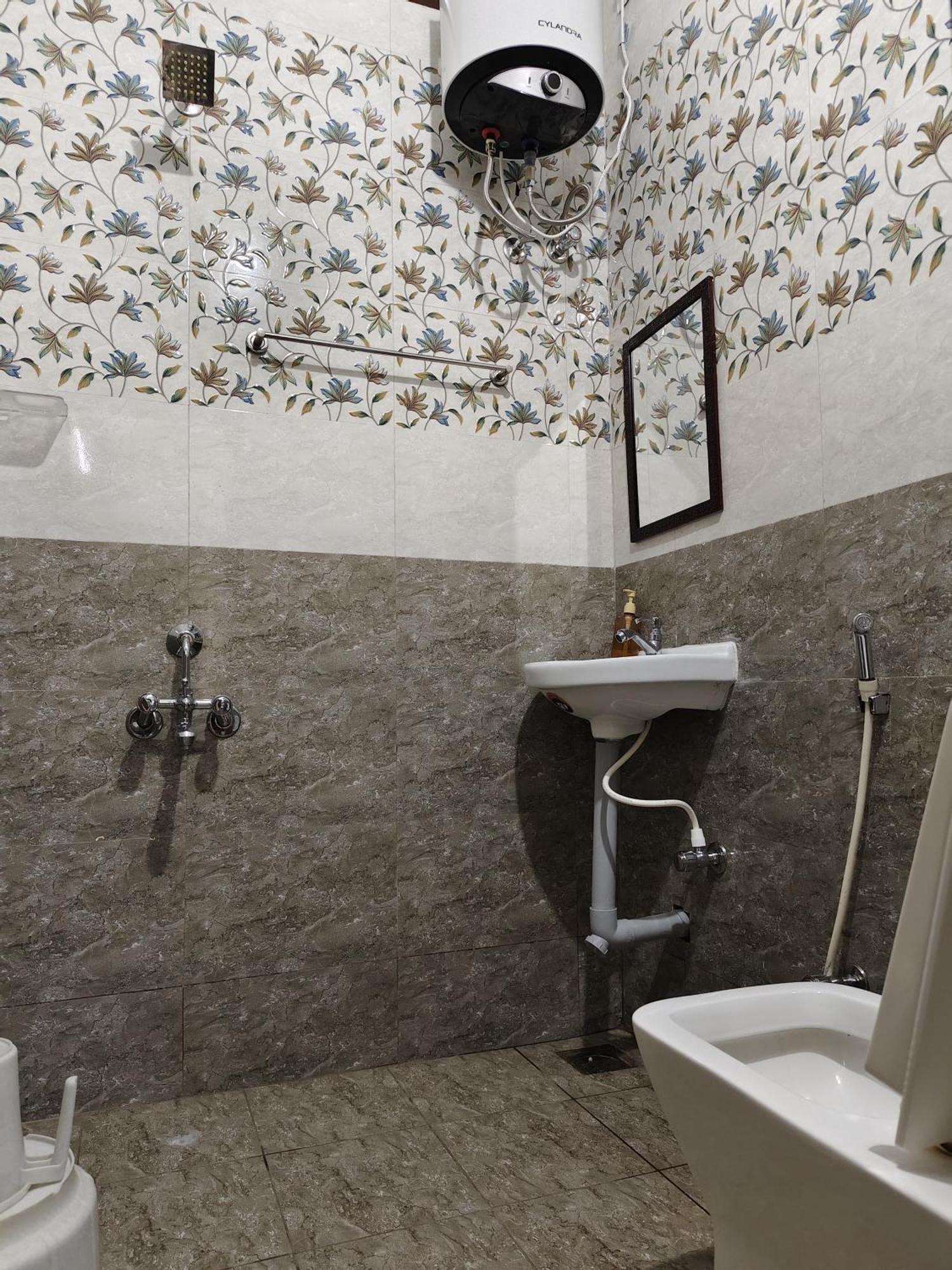 Gratitude Inn, Near Serenity Beach بونديتْشيري المظهر الخارجي الصورة
