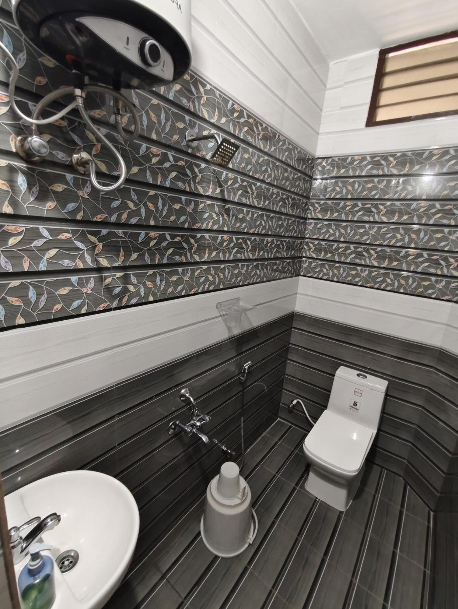 Gratitude Inn, Near Serenity Beach بونديتْشيري المظهر الخارجي الصورة