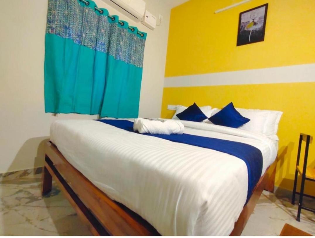 Gratitude Inn, Near Serenity Beach بونديتْشيري المظهر الخارجي الصورة