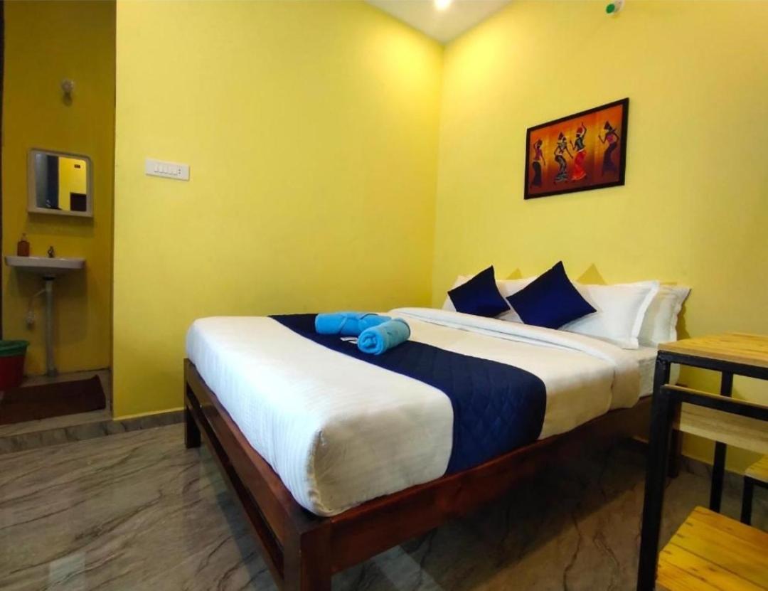 Gratitude Inn, Near Serenity Beach بونديتْشيري المظهر الخارجي الصورة